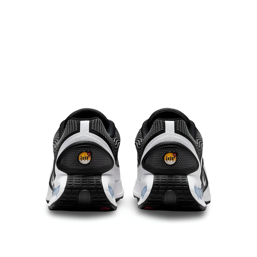 Nike Air Max Dn black /White “Panda''